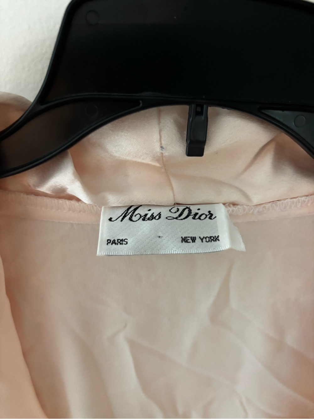 Dior Lace Robe - Picture 3 of 6